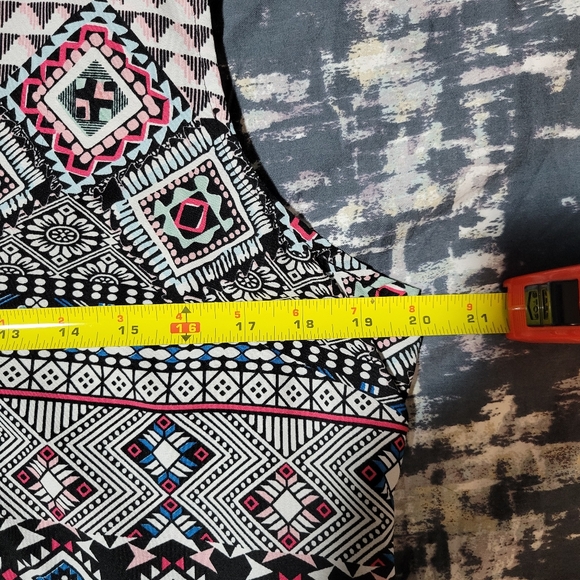 Anthropologie tunic top - Picture 7 of 9